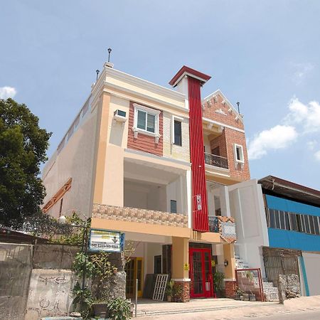 Oyo 685 K Fortune Apartelle Lapu-Lapu City Exteriör bild