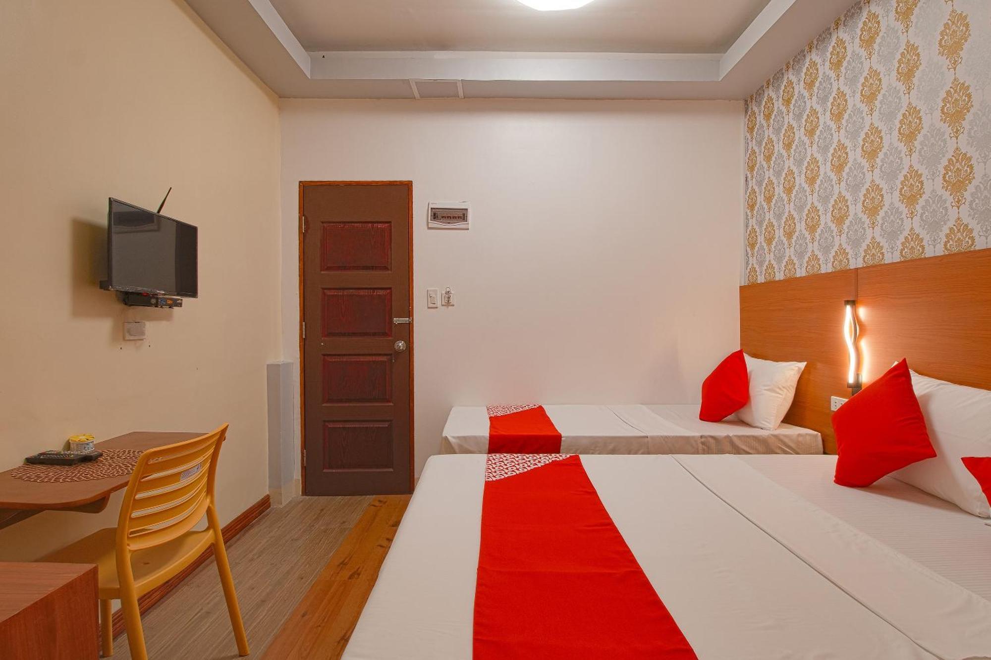 Oyo 685 K Fortune Apartelle Lapu-Lapu City Exteriör bild